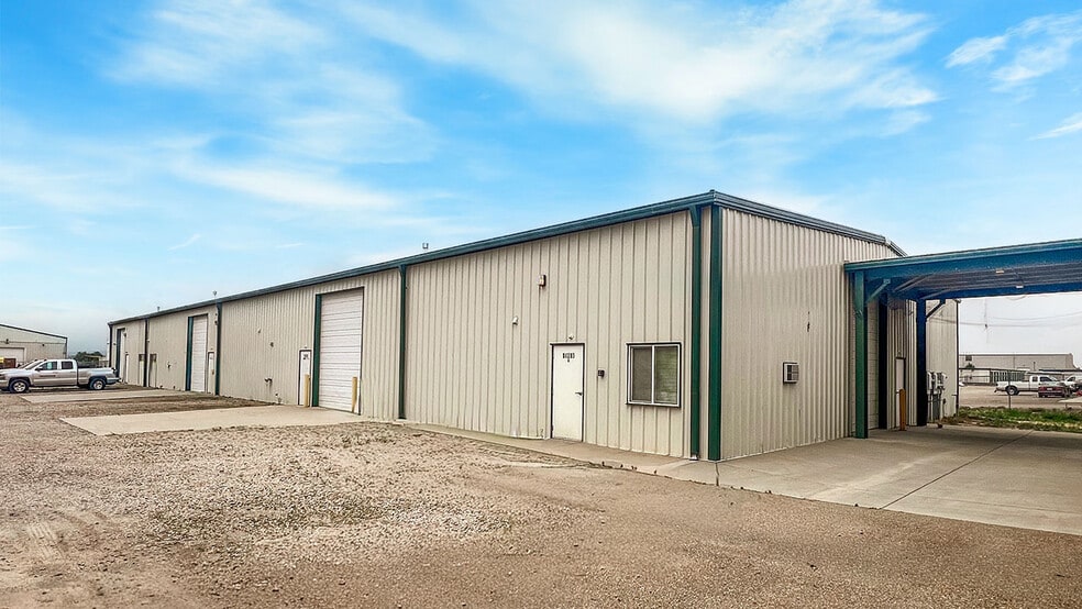 More Photos Of 14215 Mead St, Longmont Warehouse For Lease