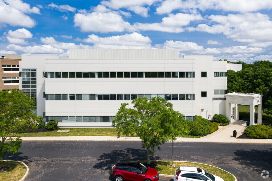 More Photos Of 50 Millstone Rd, East Windsor Unknown For Lease