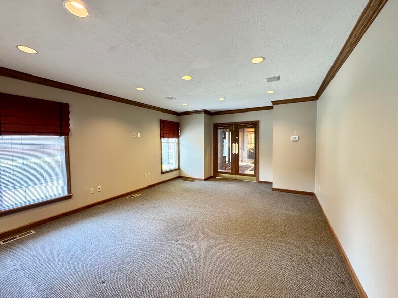 More Photos Of 4051 Whipple Ave NW, North Canton Coworking Space