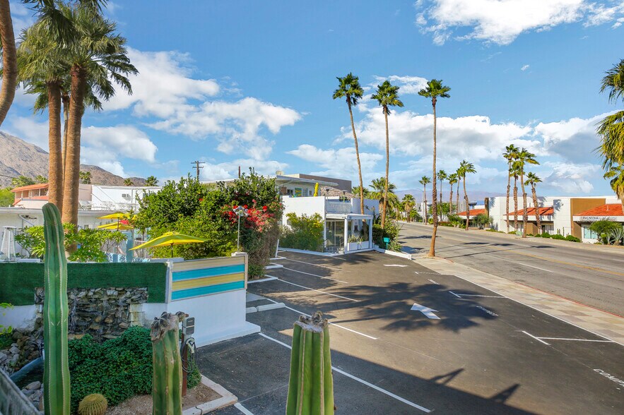 More Photos Of 2525 N Palm Canyon Dr, Palm Springs Hotel For Sale