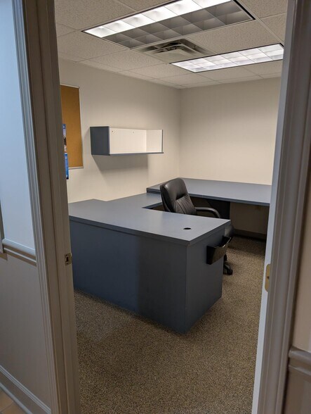 More Photos Of 600 Bohannon Rd, Fairburn Flex For Lease