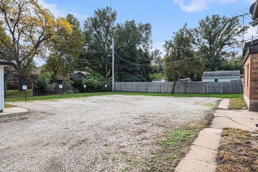 More Photos Of 1102-1108 N L Street, Fremont Multifamily For Sale