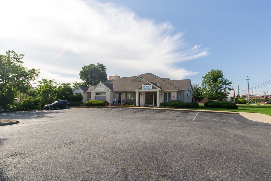 More Photos Of 959 17th St, Columbus Medical For Sale