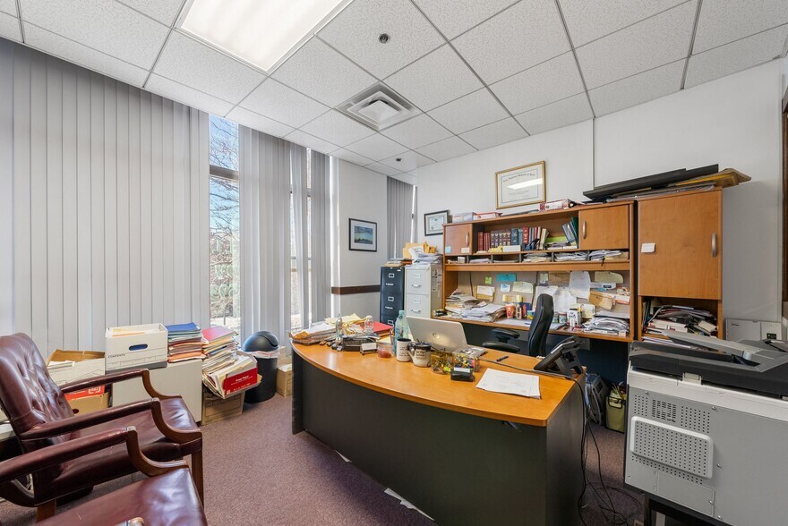 More Photos Of 150-160 Market St, Lynn Storefront Retail Office For Sale