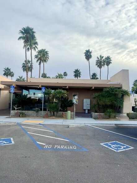 More Photos Of 73880 El Paseo, Palm Desert Storefront For Sale