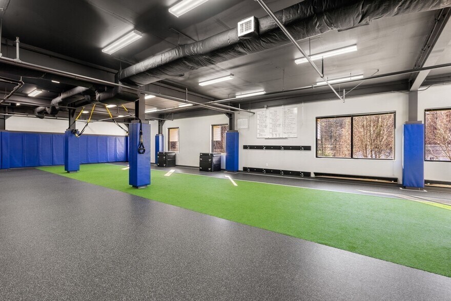 More Photos Of 4-6 West St, West Hatfield Medical For Sale