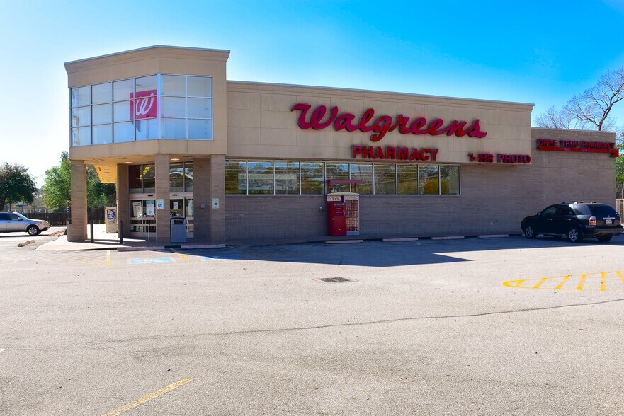More Photos Of 12407 Grant Rd, Cypress Drugstore For Sale