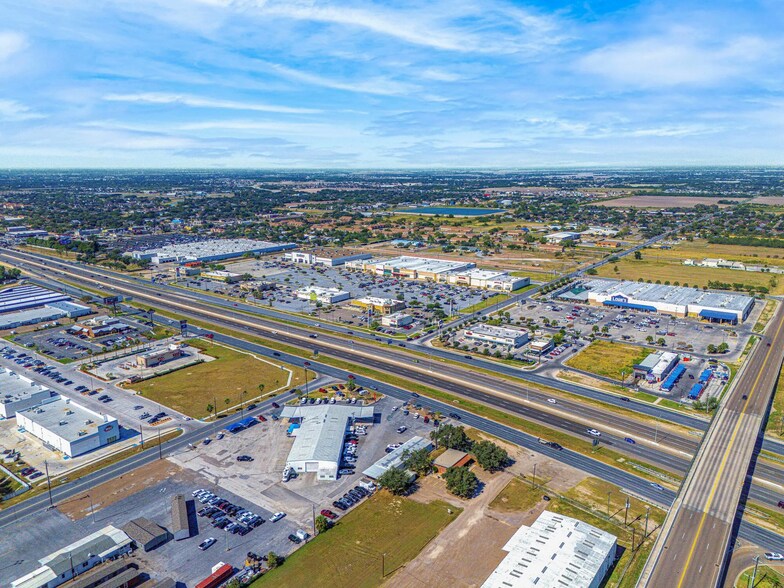 More Photos Of 601 E Expressway 83, Weslaco General Retail For Lease