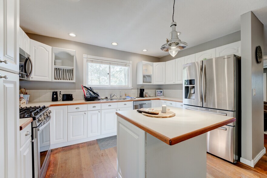 More Photos Of 19323 Belleau Wood Dr, Humble Flex For Sale