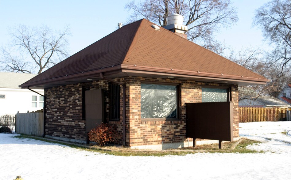 More Photos Of , Hazel Crest General Retail For Sale