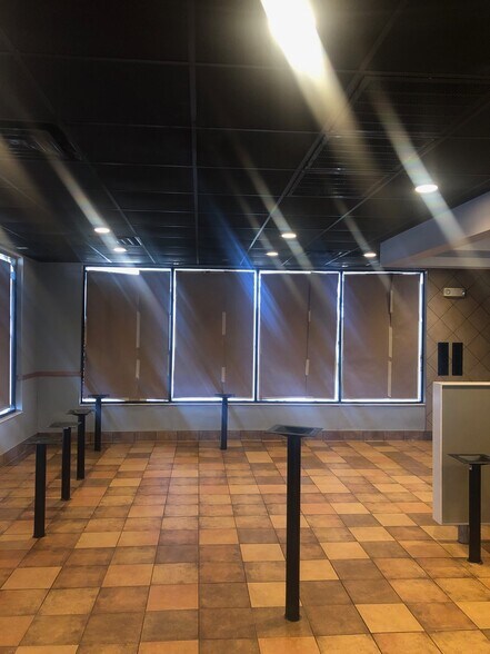 More Photos Of 1609 New Boston Rd, Texarkana General Retail For Sale