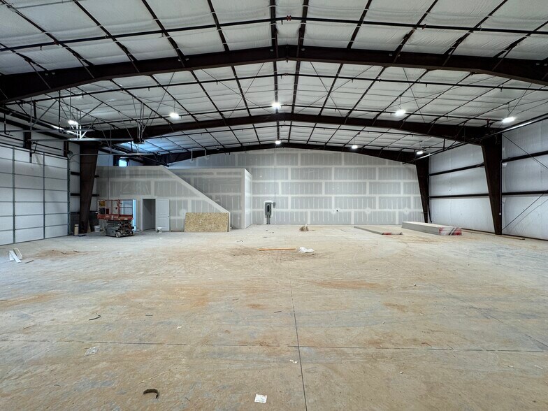 More Photos Of 3430 E Plant Dr, Washington Industrial For Lease