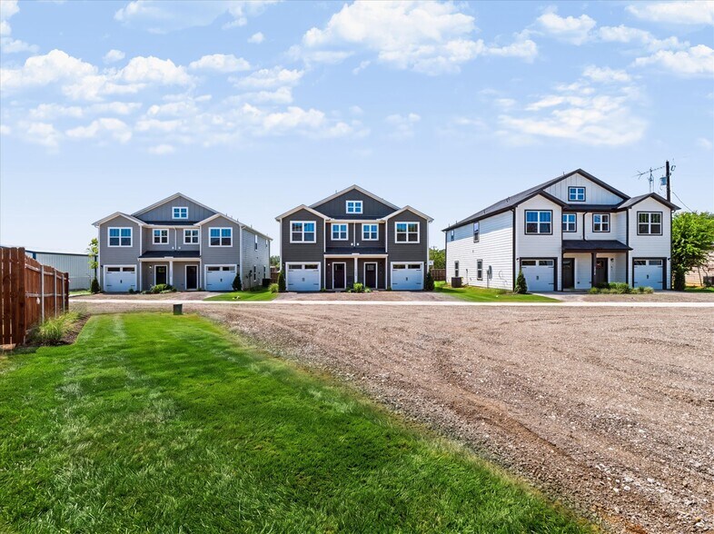 More Photos Of 1306 Country Rd, Whitesboro Apartments For Sale
