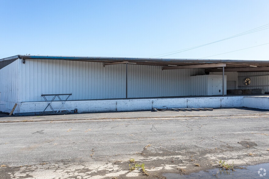 More Photos Of 1876 W Fortune Rd, Salt Lake City Manufacturing For Sale