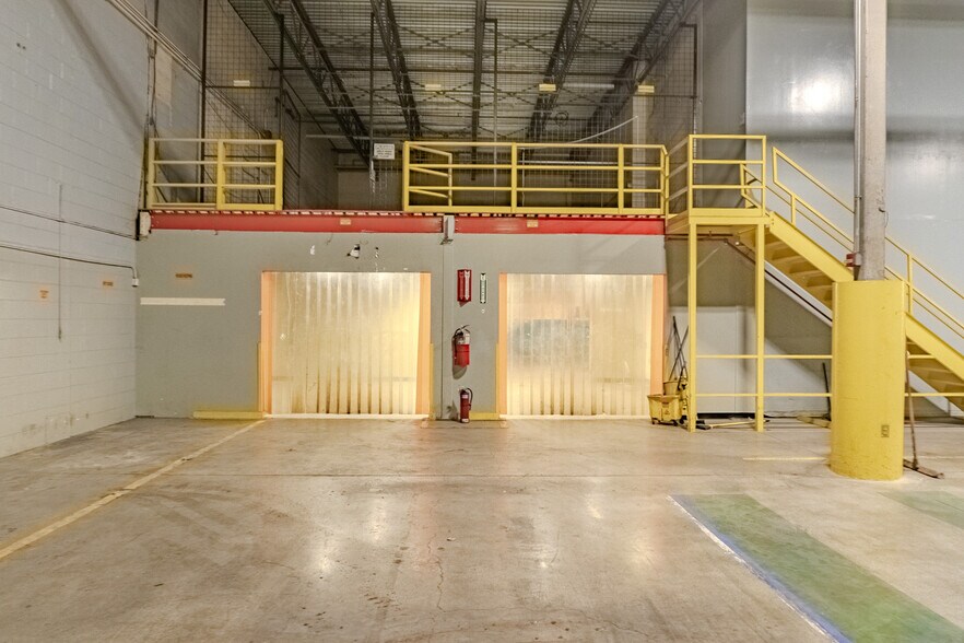 More Photos Of 4611 Wiseman Blvd, San Antonio Manufacturing For Sale