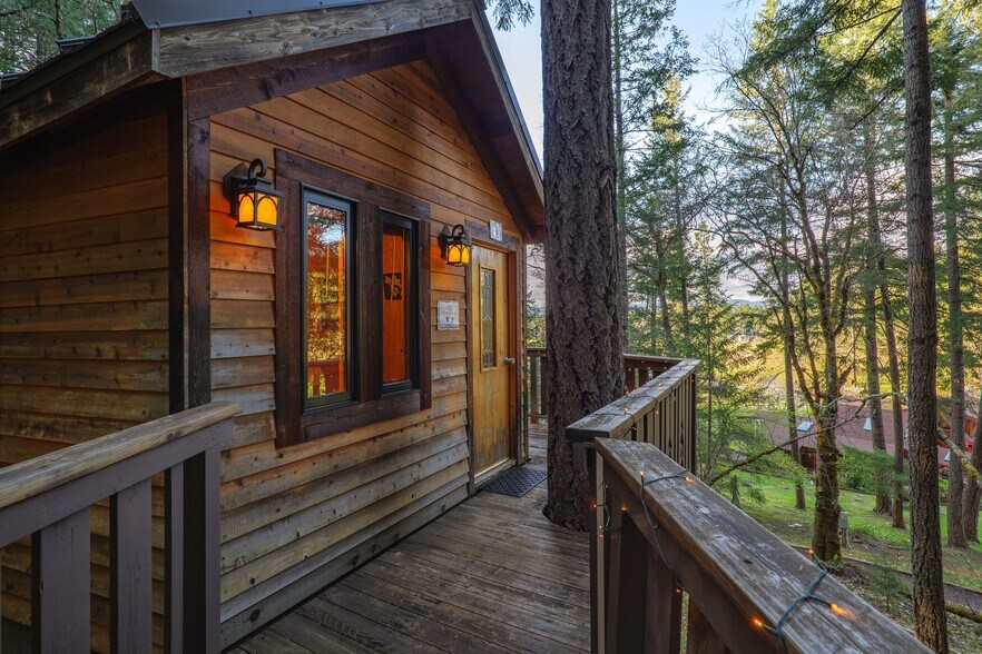 More Photos Of 3305 Dick George Rd, Cave Junction Hospitality For Sale