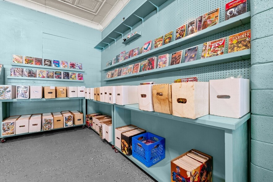 More Photos Of 403 Carthage St, Cameron General Retail For Sale