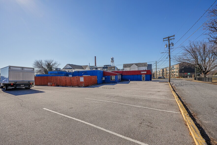 More Photos Of 7100 Sollers Point Rd, Baltimore Restaurant For Sale