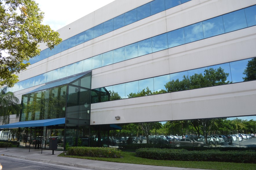 2001 NW 107th Ave, Miami, FL 33172 - Office For Lease | Cityfeet.com