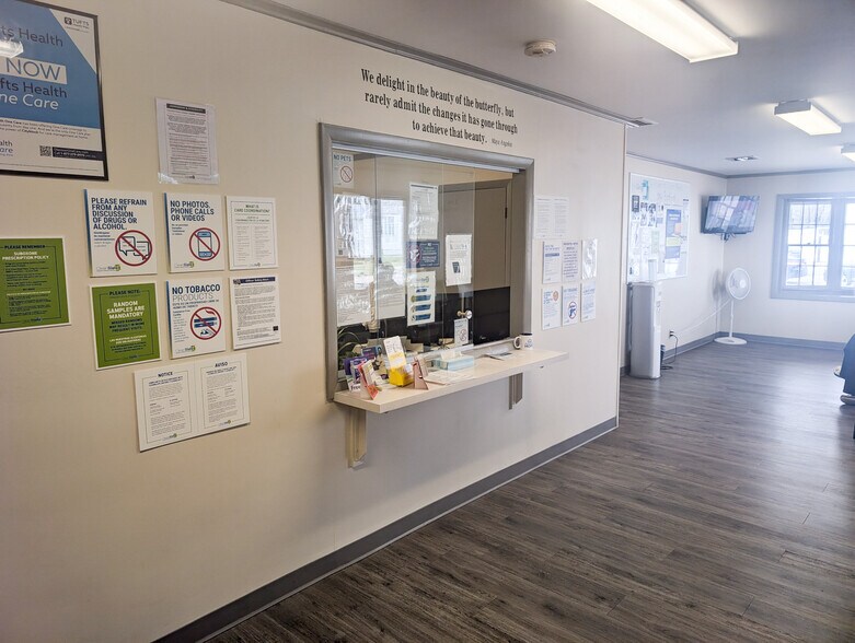 More Photos Of 92 Grape St, New Bedford Medical For Sale