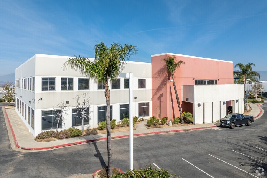 More Photos Of 1501 Research Park Dr, Riverside Office For Lease