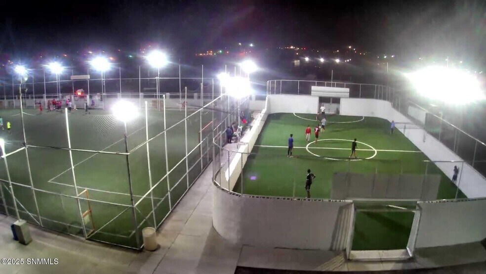 More Photos Of 990 Quesenberry St, Las Cruces Sports And Entertainment For Lease