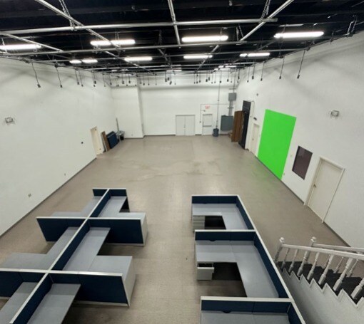 More Photos Of 11221 Interstate 10 E, Orange Flex For Sale