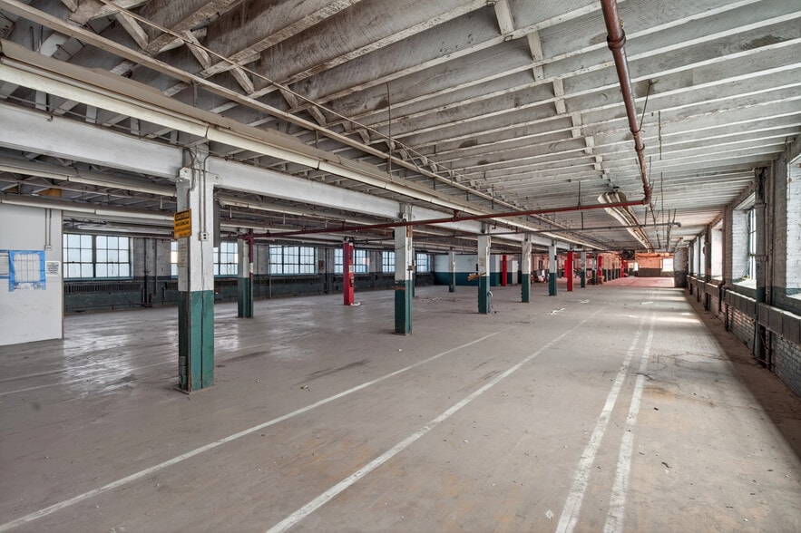 More Photos Of 27 E 2nd St, Richmond Warehouse For Sale