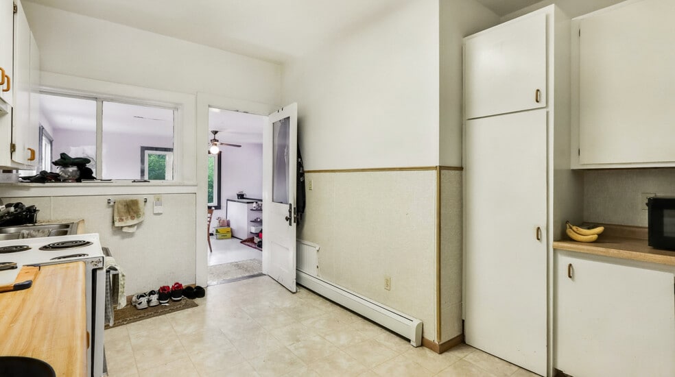 More Photos Of 106 S Harding St, Owen Apartments For Sale