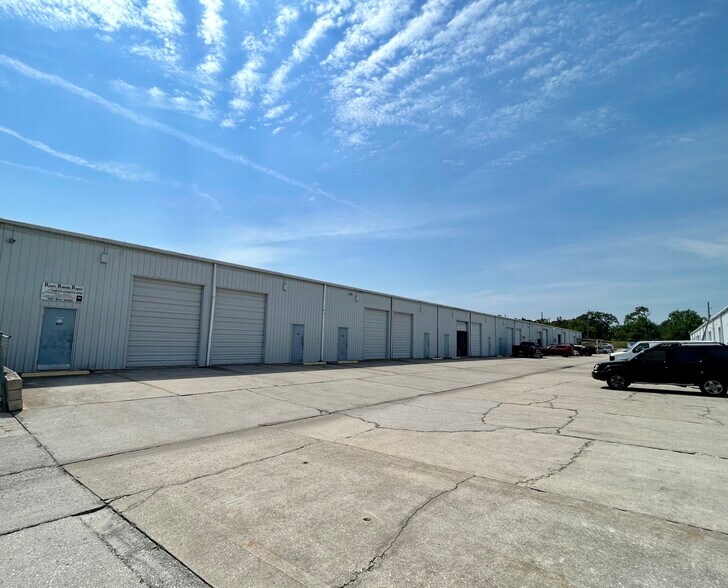 Primary Photo Of 9339 Denton Ave, Hudson Warehouse For Lease