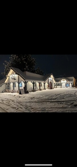 Primary Photo Of 3293 Main St, Mammoth Lakes Coworking Space