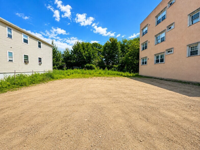 Primary Photo Of 330 Beach 84th st, Rockaway Beach Land For Sale