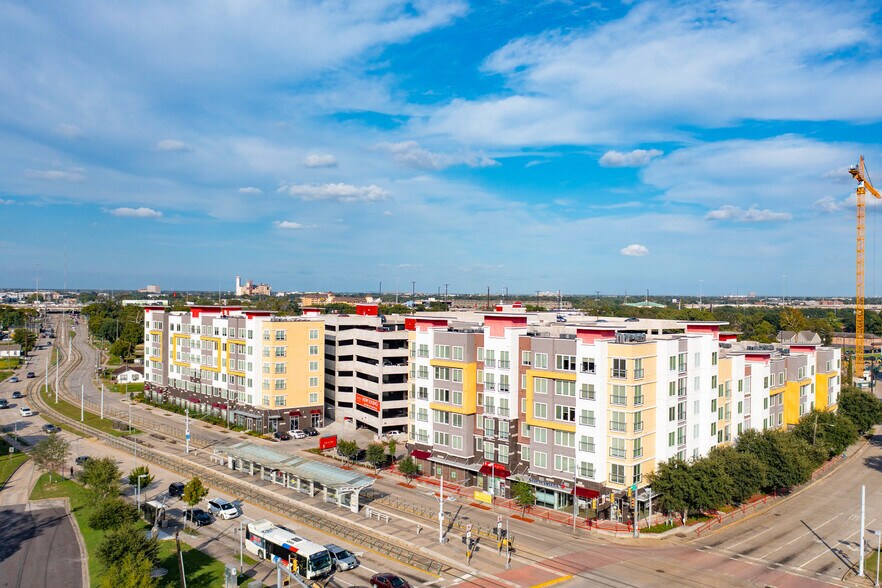 More Photos Of 3509 Elgin St, Houston Apartments For Lease
