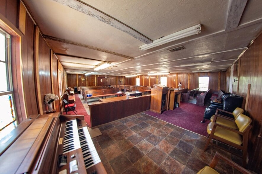 More Photos Of 6200 County Rd 42200 Road, Paris Religious Facility For Sale