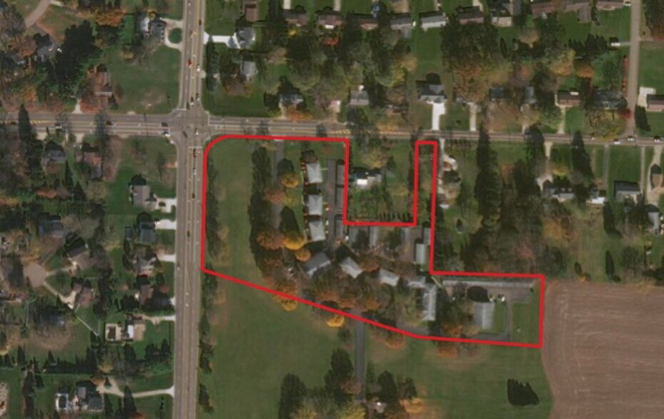 More Photos Of 1046 Applegrove St NE, Canton Apartments For Sale