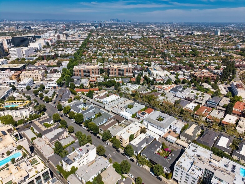 More Photos Of 9930 Durant Dr, Beverly Hills Apartments For Sale