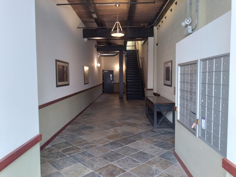 More Photos Of 5100 N Ravenswood Ave, Chicago Loft Creative Space For Lease