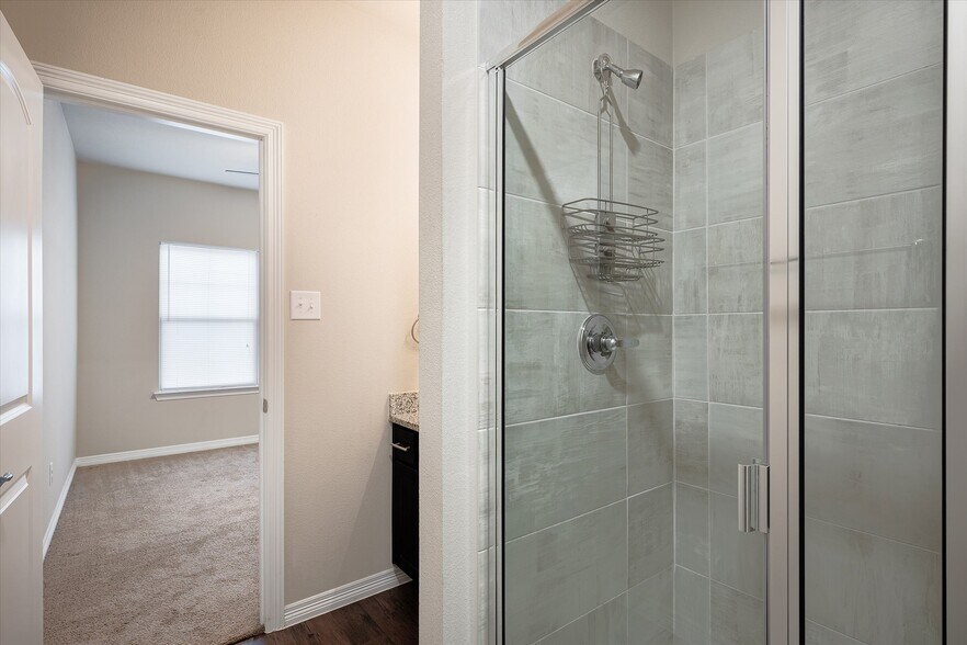 More Photos Of 101 Springtree St, Denton Apartments For Sale