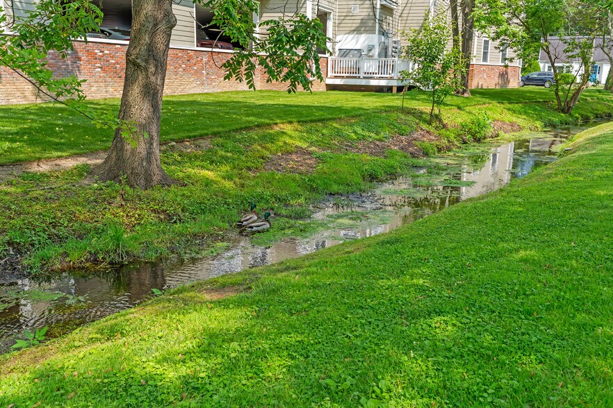 More Photos Of 33 Union Ave, Manasquan Apartments For Sale