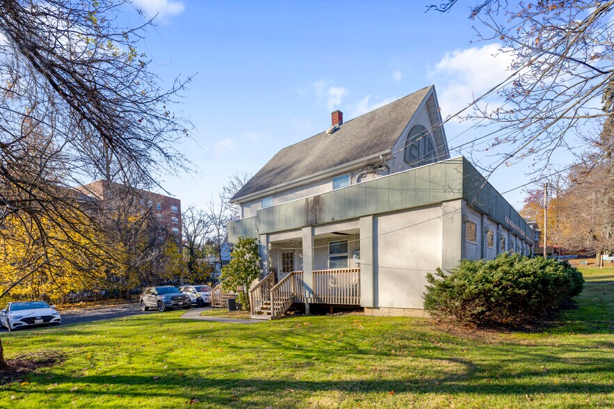 More Photos Of 295 W Route 59, Spring Valley Office Residential For Sale