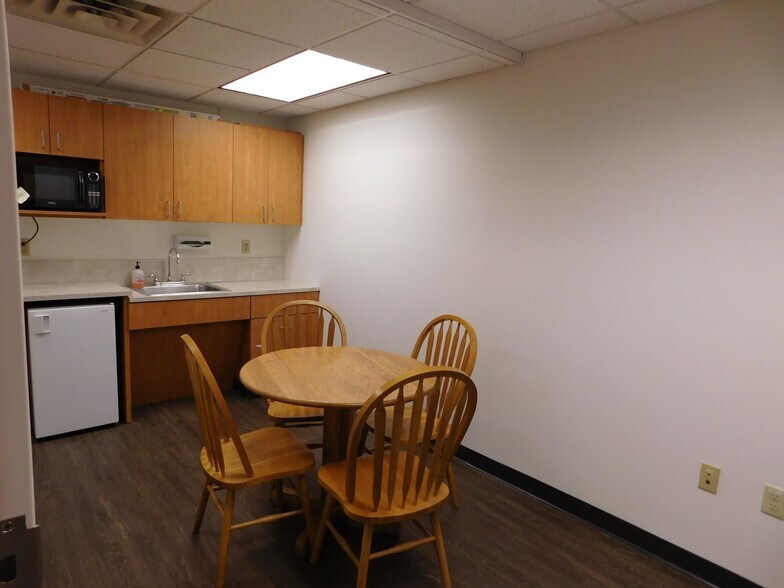 More Photos Of 7300 France Ave S, Edina Medical For Sale