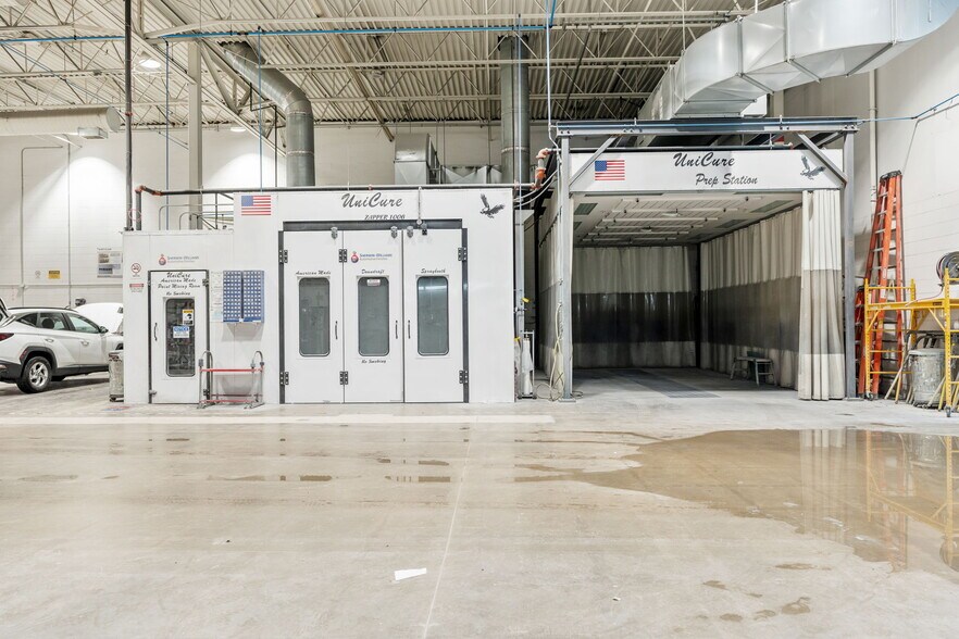 More Photos Of 2905 Lexington Ave S, Eagan Flex For Sale