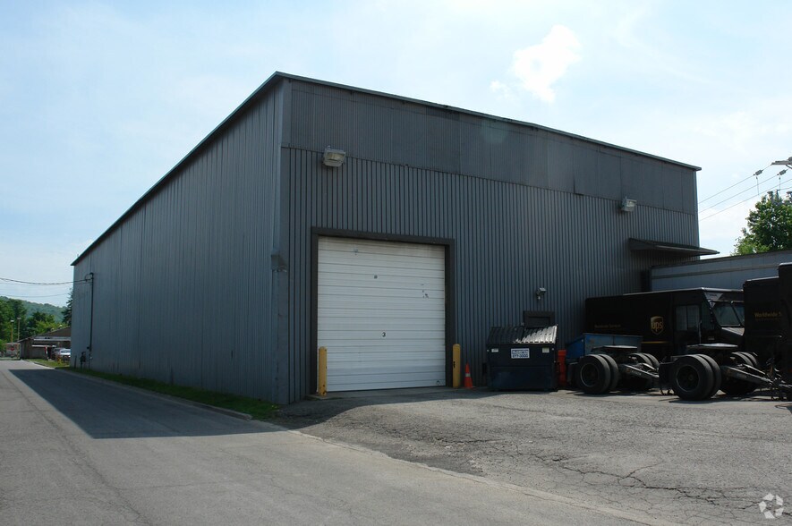 More Photos Of 6-14 N Franklin St, Cortland Truck Terminal For Lease