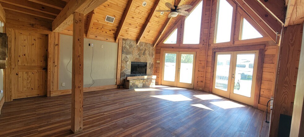 More Photos Of 766 County Road 4640, Winnsboro Specialty For Sale