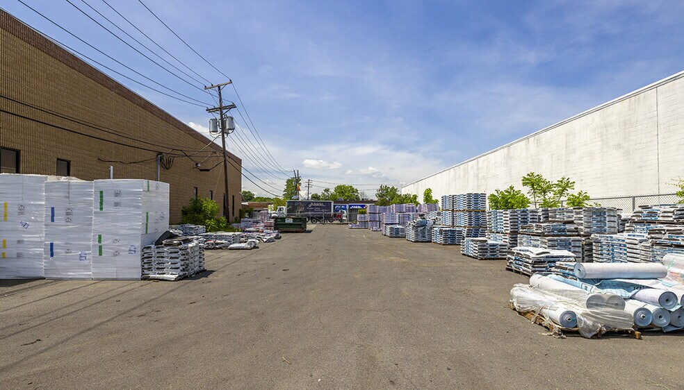 More Photos Of 35 Styertowne Rd, Clifton Unknown For Lease