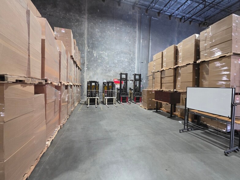 More Photos Of 17620 Eastex Fwy, Humble Industrial For Sale