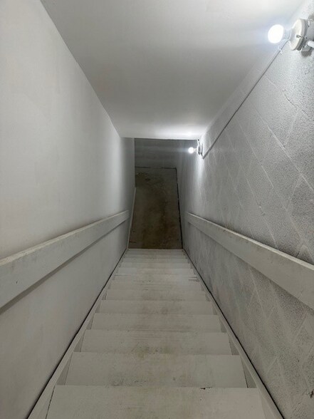 More Photos Of 16155-16155 SW 117th Ave, Miami Light Distribution For Sale