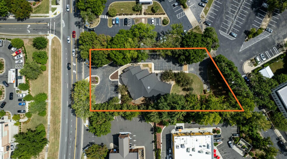 More Photos Of 110 E Carver St, Durham Medical For Lease