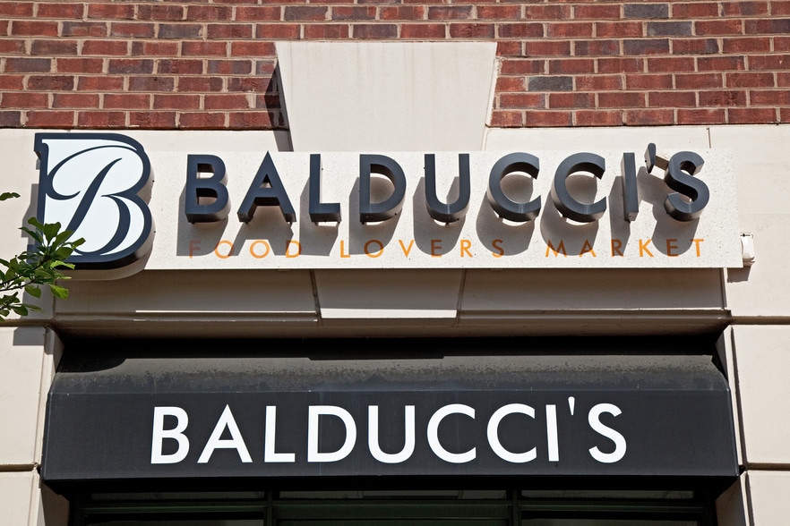 More Photos Of 700 S Washington St, Alexandria Office For Lease