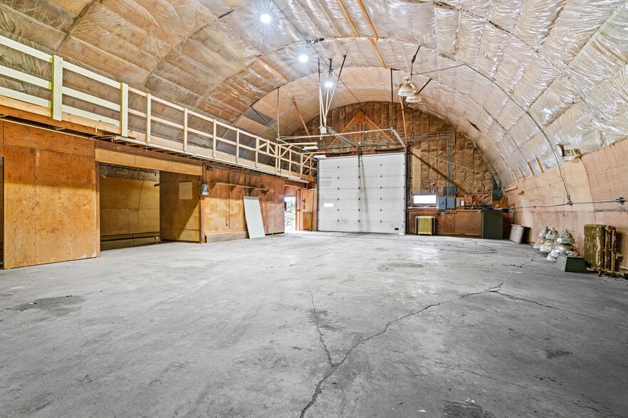 More Photos Of 9353 Westgate Blvd, Duluth Warehouse For Sale